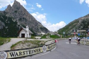 La birra Warsteiner sponsor della maratona dles dolomites enel