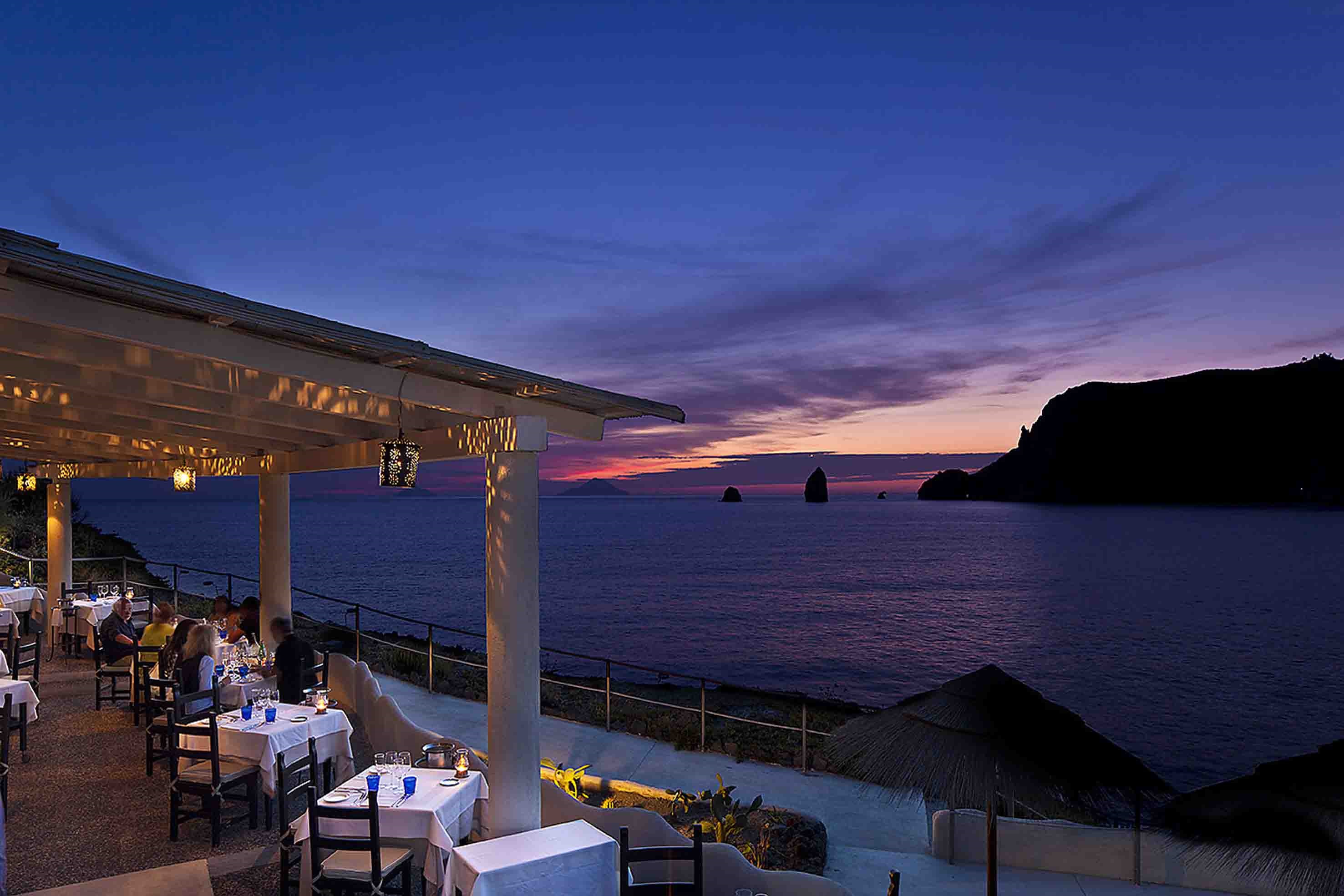 A Vulcano i due ristoranti d'eccellenza del Therasia Resort Sea & Spa*****