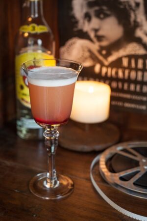 “IL BACIO DI MARY PICKFORD”: il nuovo cocktail Havana Club da gustare a San Valentino