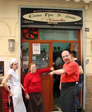 La verace cucina napoletana di “Nennella” nei Quartieri Spagnoli