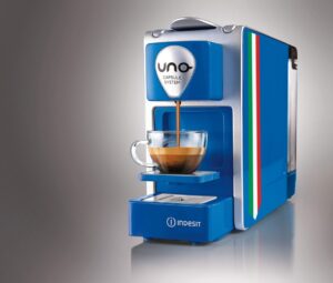 Indesit UNO per un caffè mondiale