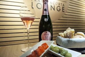 A “Il Mercato del Duomo” apre Berlucchi Franciacorta Lounge