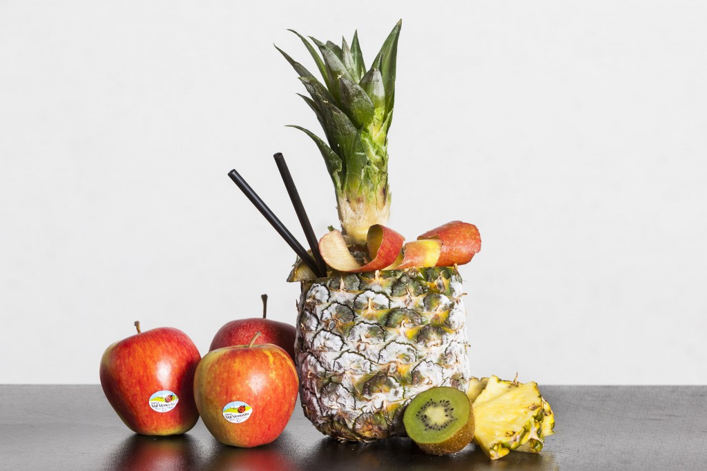 Cocktail di frutta a base di ananas e mela Pinova Val Venosta - Sapori News 