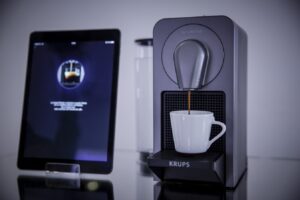 Prodigio la prima macchina per il caffè Nespresso gestita da una App - Sapori News 