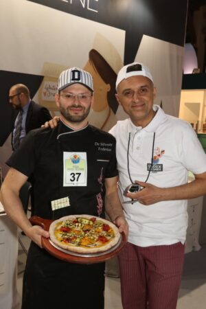 Al Campionato Mondiale della Pizza Federico De Silvestri vince il Premio Aceto Balsamico di Modena IGP - Sapori News 