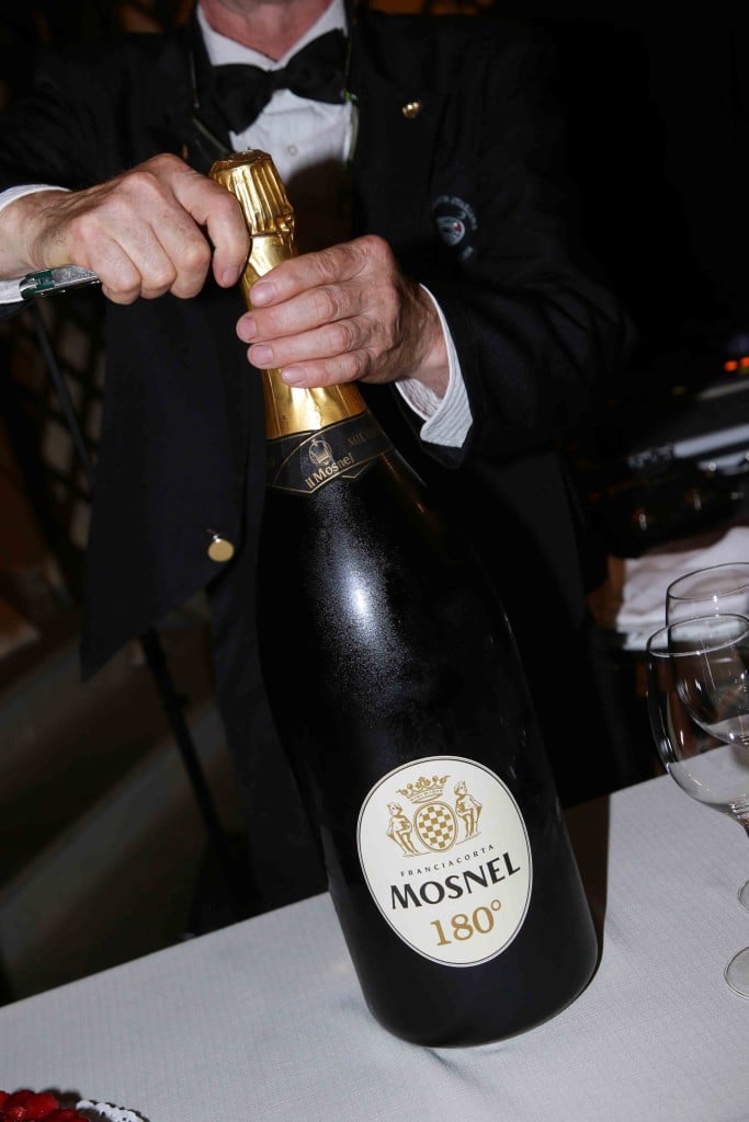 Mosnel festeggia i suoi primi 180 anni di vita ‘col botto’