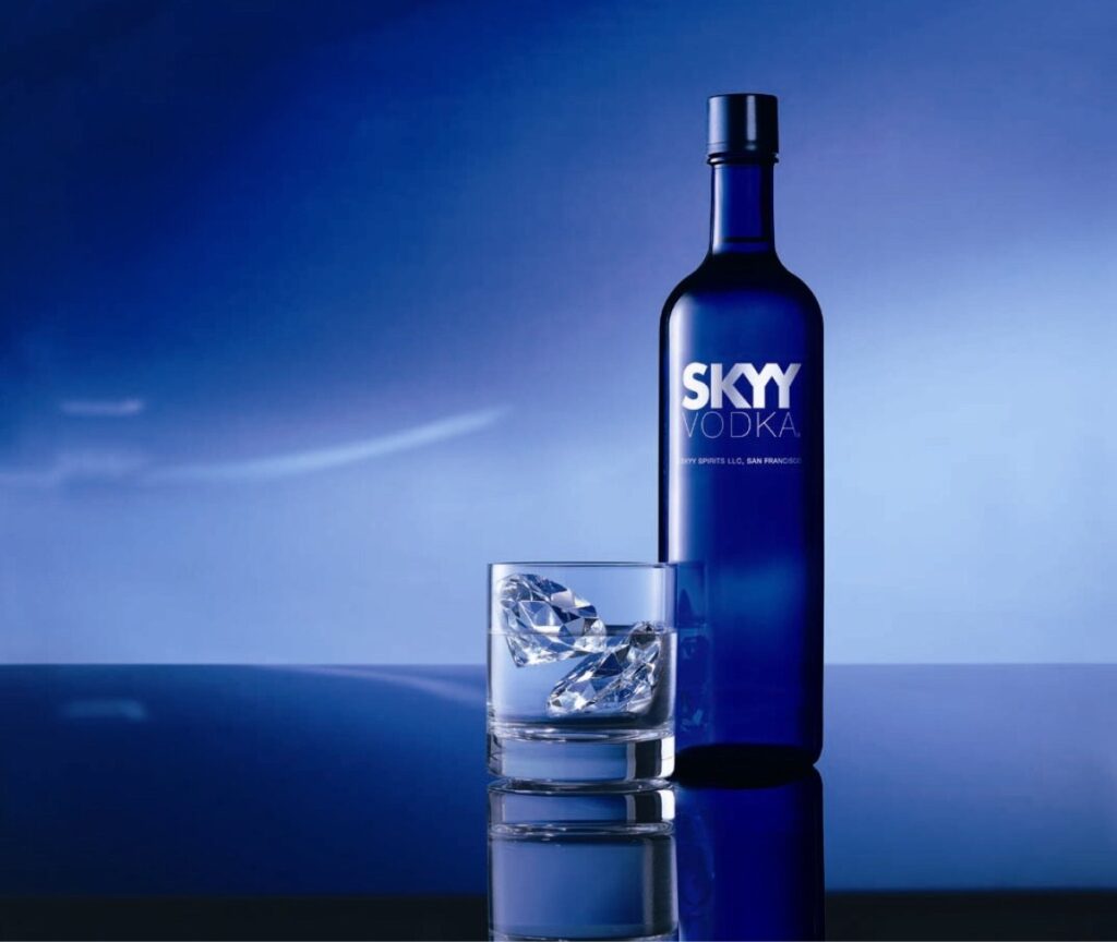 Le stelle del firmamento risplendono con la nuova Limited Edition Skyy Vodka 2016 - Sapori News 