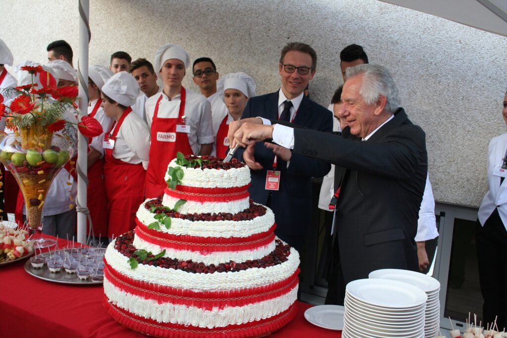 Inaugurato il nuovo stabilimento FarmoNext per podotti gluten free - Sapori News 