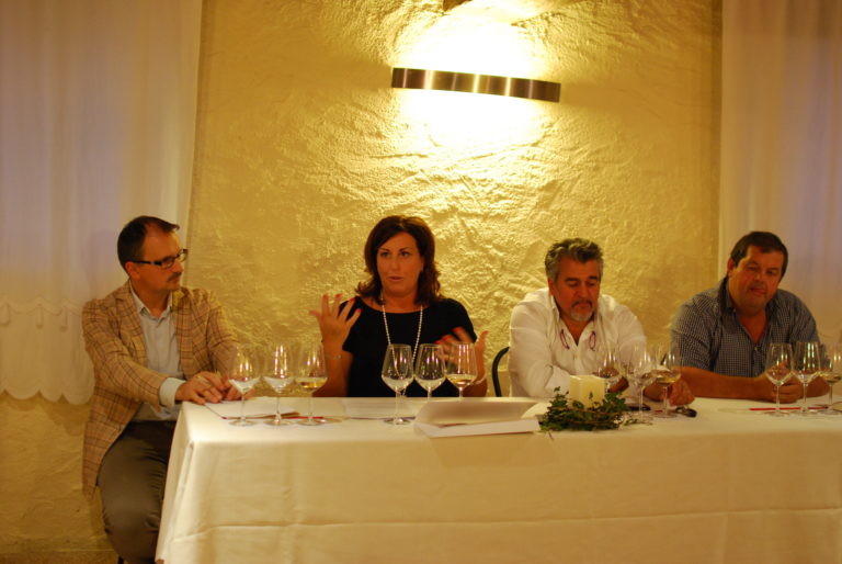 Incontro insolito: il vino a quattro mani di Roberta Moresco - Sapori News 