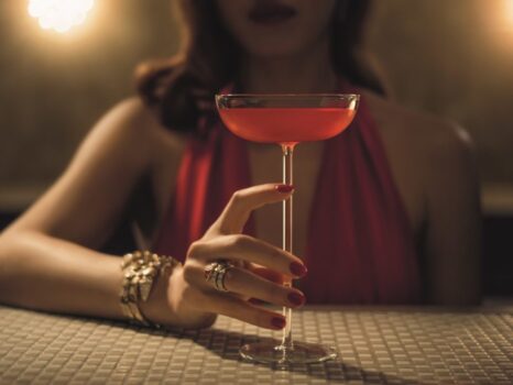È Killer in Red il cocktail Campari inedito per festeggiare San Valentino - Sapori News 