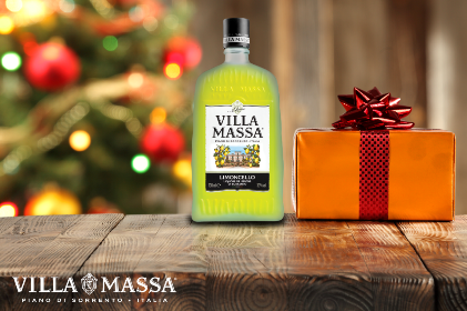 Brindare con classe al Natale con il Limoncello Villa Massa