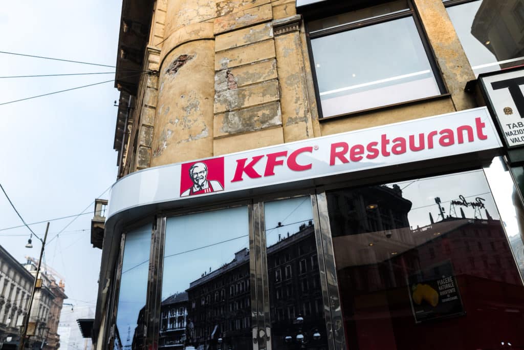 KFC apre un nuovo ristorante in centro a Milano - Sapori News 