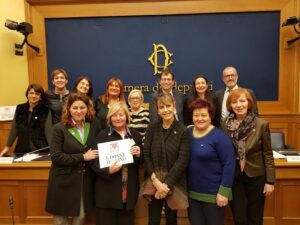 Donne del Vino in Parlamento per diventare wine manager