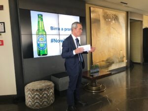 Heineken 0.0, la nuova birra 0 alcol e basse calorie, perfetta per la pausa pranzo