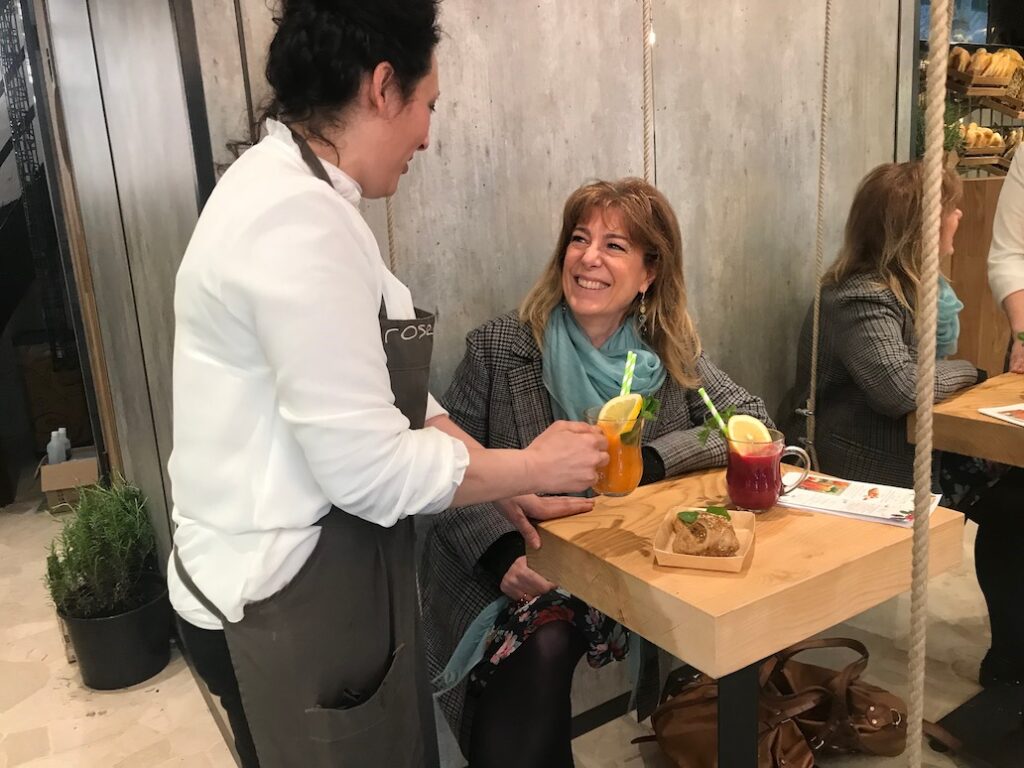 La cucina naturale di Rosebymary inaugura il suo terzo negozio  a Milano! - Sapori News 