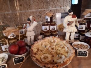 Presentata la nuova pizza Bianca Miele al Giglio della Valle