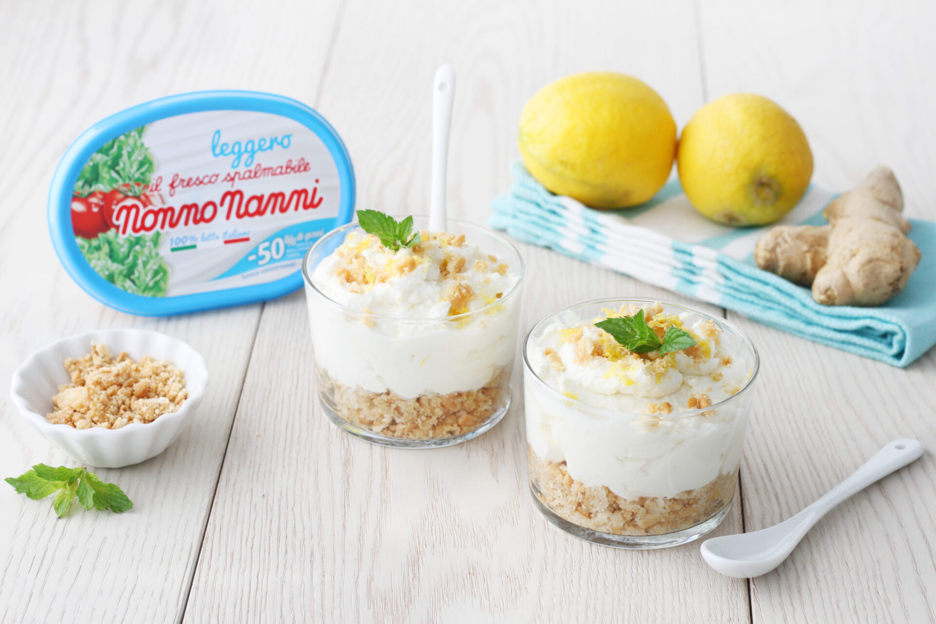 Nonno Nanni cheesecake con Fresco Spalmabile Leggero, zenzero, menta e scorze di limone