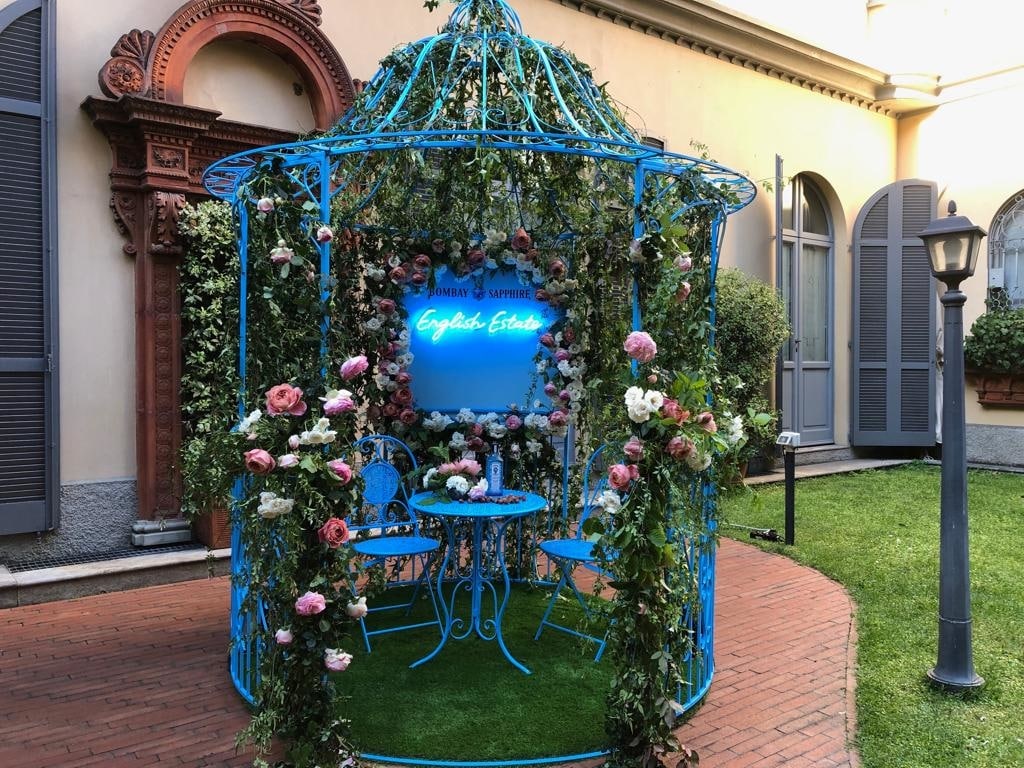 BOMBAY SAPPHIRE® Limited Edition English Estate, perfetto per i cocktail estivi - Sapori News 