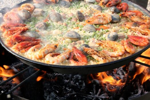 Paella: oggi è la giornata mondiale del piatto spagnolo