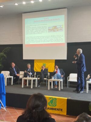 Forum di Agroecologia di Legambiente: l'invito di Andrea Rigoni a difesa dell'ambiente e delle api