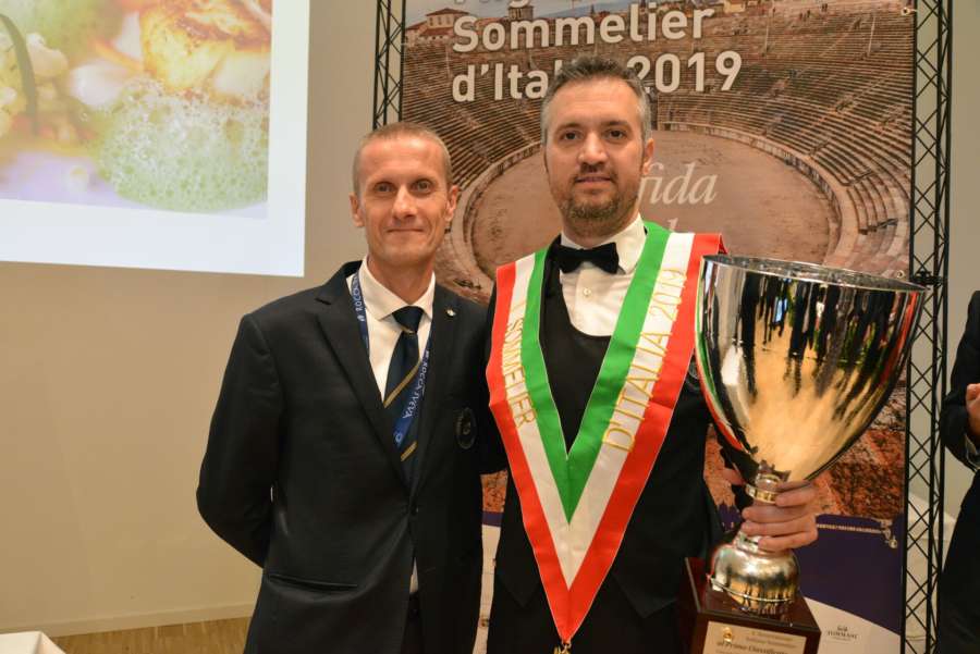 A Verona Valentino Tesi Miglior Sommelier d'Italia Premio Trentodoc