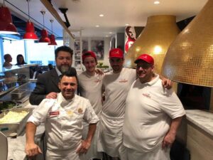 Rossopomodoro: la pizza napoletana arriva anche in Canada grazie a Eataly