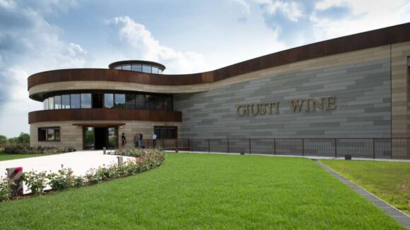 Giusti Wine apre al pubblico la nuova cantina ipogea - Sapori News 