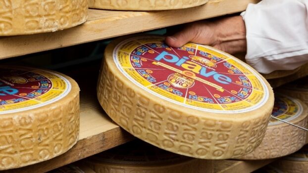 Il formaggio Piave alla conquista di Vienna - Sapori News 