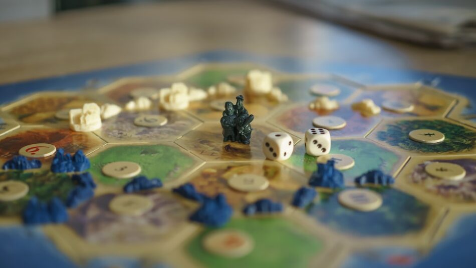 Serata di giochi da tavolo o carte: ecco qualche idea su cosa preparare! - Sapori News Il Magazine Dedicato al Mondo del Food a 360 Gradi Serata di giochi da tavolo o carte: ecco qualche idea su cosa preparare! - Sapori News Il Magazine Dedicato al Mondo del Food a 360 Gradi