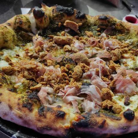 Luca Piscopo di  Anema & Pizza il più “nobile” dei pizzaioli - Sapori News 