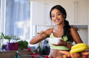 Sorridere mangiando: i cibi che fanno venire il buon umore