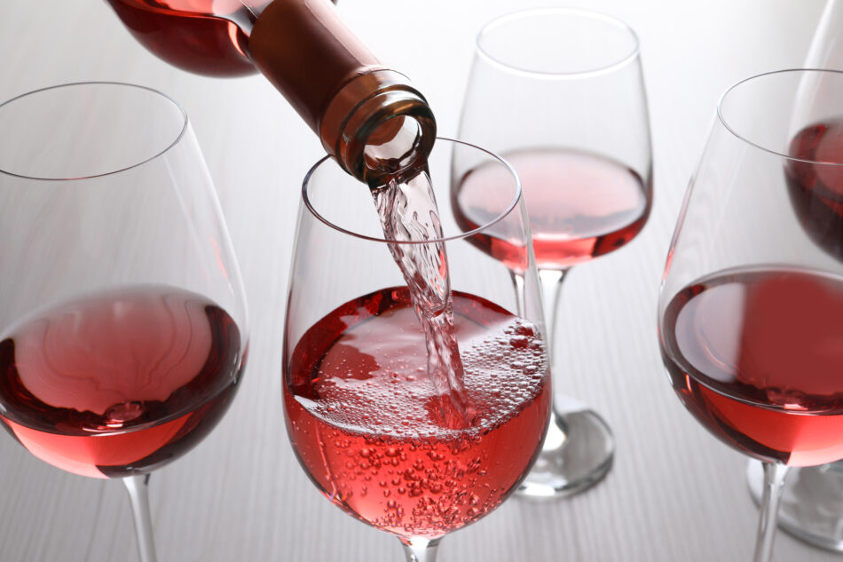 Il boom dei vini rosati: quali scegliere e come abbinarli