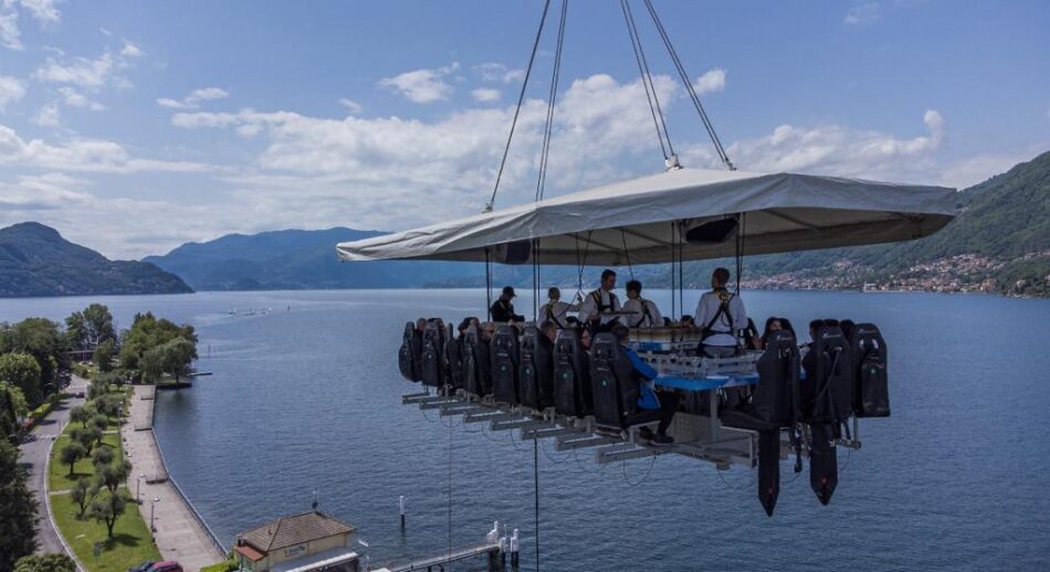 Dinner in the Sky: sul Lago di Como il gusto prende quota - Sapori News 