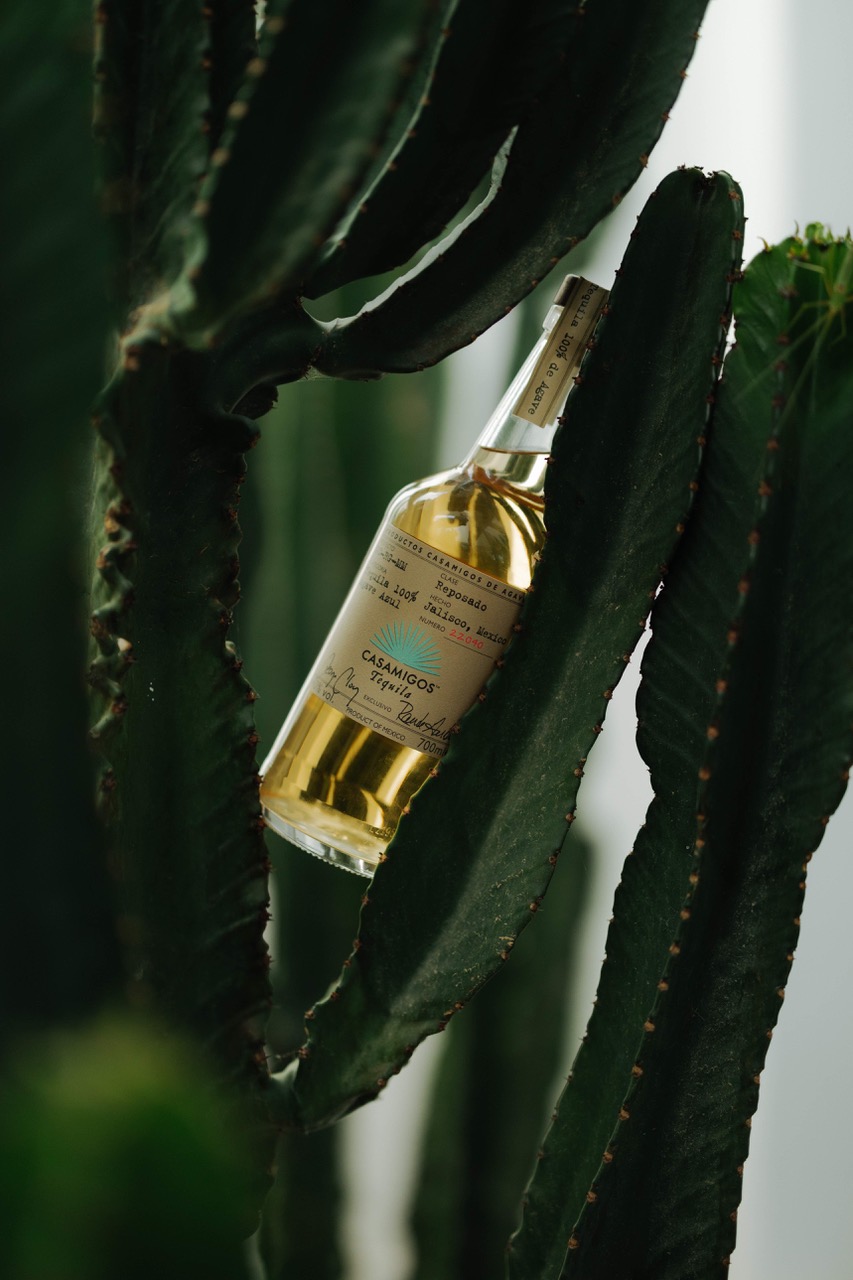 Casamigos: La tequila che incanta Mykonos - Sapori News Il Magazine Dedicato al Mondo del Food a 360 Gradi
