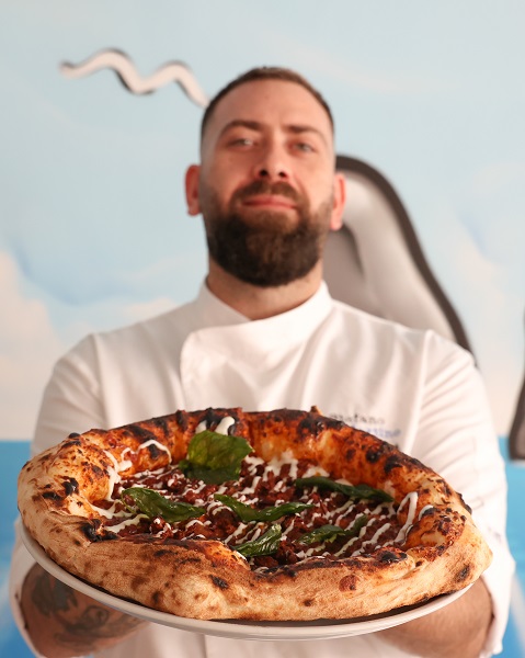 E’ stabiese il nuovo campione mondiale di pizza DOC: Stefano De Martino - Sapori News Il Magazine Dedicato al Mondo del Food a 360 Gradi