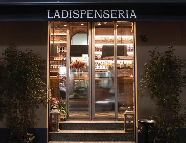 A Milano apre la Dispenseria, immagine dell'esterno del ristorante