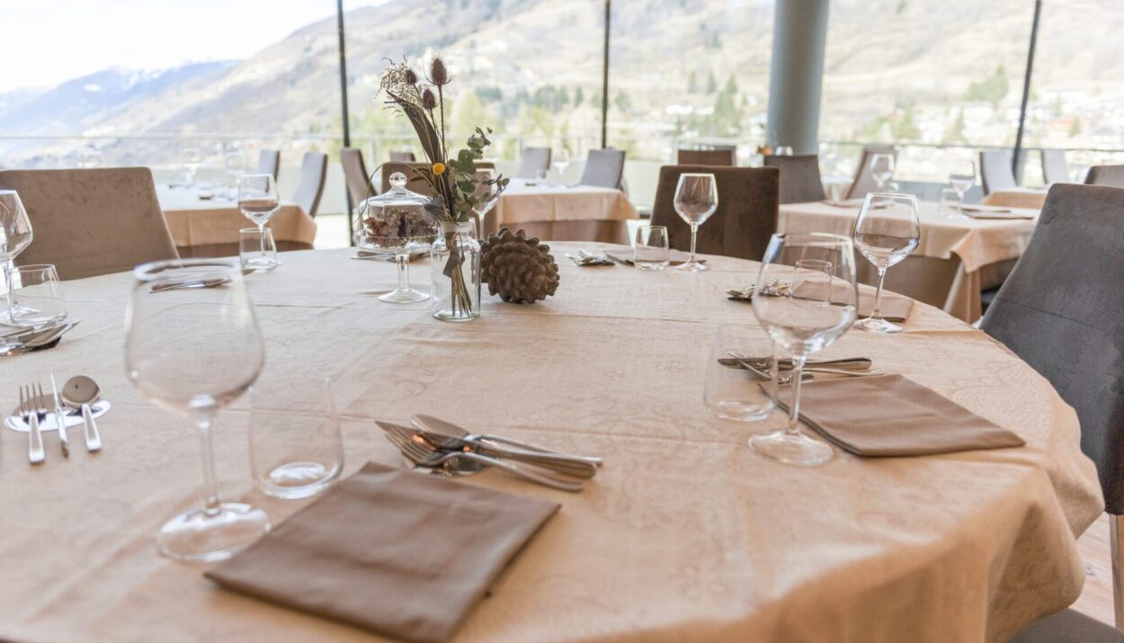 Al ristorante Il Panoramico di Ponte di Legno imperdibile serata bollicine e BBQ