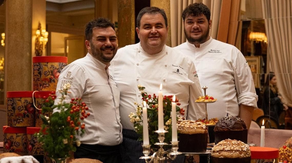 222733248-8c387364-ec15-47bd-a0fa-59ed211ac8bd Gennaro Esposito al Grand Hotel et de Milan con il suo Panettone sartoriale