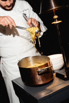 Al 10_11 Bar del Portrait Milano si inaugura la Spaghettata di Mezzanotte - Sapori News 