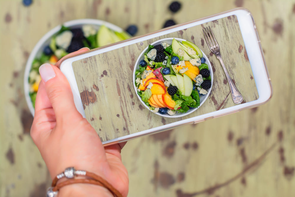 Tendenze food del 2025: sostenibilità e nuovi sapori  - Sapori News 