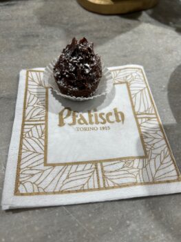 Pfatisch: un viaggio dolcissimo nel cuore di Torino  - Sapori News 