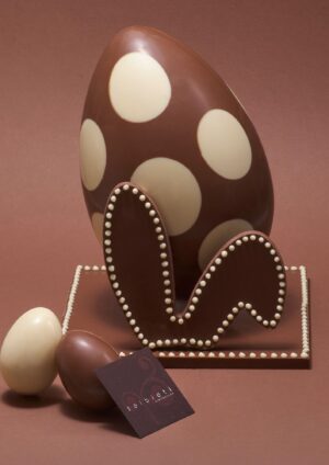 Uova di Pasqua artigianali 2025: le migliori creazioni da regalare e gustare - Sapori News 
