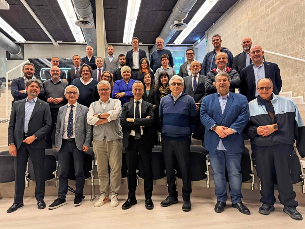Parmigiano Reggiano: i record del 2024 - Sapori News 