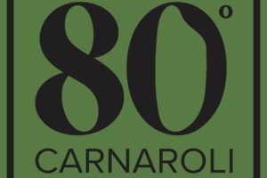 Il Carnaroli compie 80 anni con un’opera gigante nei campi: arte e riso si uniscono in un omaggio spettacolare tutto italiano
