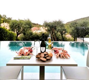 Borgo Petrarca è il relais perfetto ad Arquà Petrarca per picnic, cene romantiche e relax tra i sapori e i panorami dei Colli Euganei.