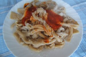 Le sagne 'ncannulate al pomodoro fresco, una ricetta squisita