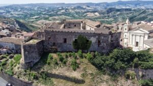 Vino, cultura e storia protagonisti a Cirò dal 7 al 9 giugno. Degustazioni e incontri al Merano WineFestival Calabria.