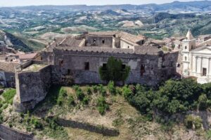 Vino, cultura e storia protagonisti a Cirò dal 7 al 9 giugno. Degustazioni e incontri al Merano WineFestival Calabria.
