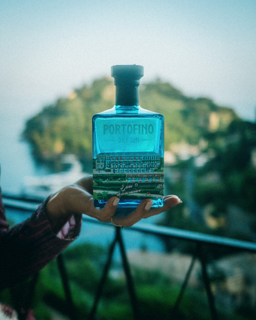 Portofino Dry Gin celebra l'Hotel Splendido: bottiglia per i 123 anni - Sapori News 