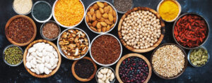 Alghe e cereali antichi tornano protagonisti nel 2025: ricette, benefici e sostenibilità per una cucina sana e innovativa